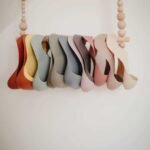 Mushie Silicone Bib Sifting Sand - Image 3