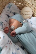 Ensemble barboteuse et bonnet bébé Bleu Eau (0-6 mois) – Image 3