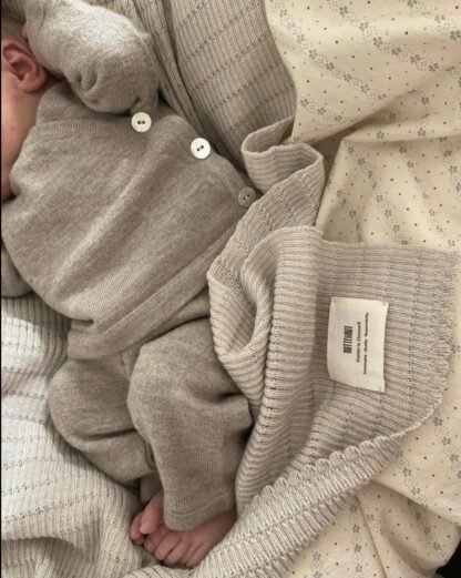 Huttelihut-Baby Set aus Merinowolle Camel – Bild 2