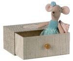 Maileg-Tanzmaus im Tagesbett, Kleine Schwester – Bild 2
