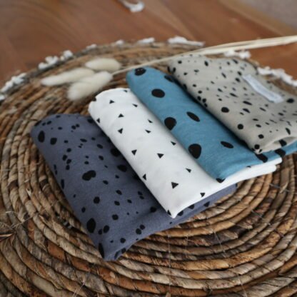 Muslin cloths set of 4 made of premium muslin dots-triangles - Image 2