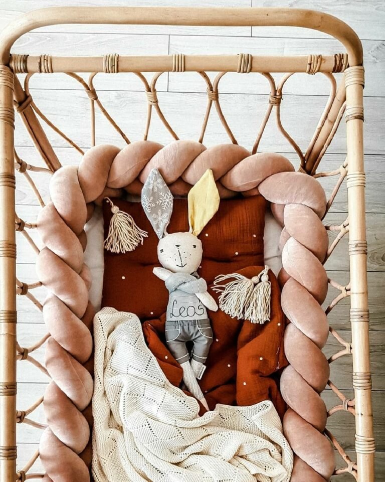 Tour de lit tresse velours caramel