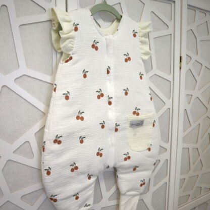 Babyschlafsack-Overall | Premium Musselin | Cherry|12-36M – Bild 2