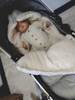 Premium Samt Wandelbarer Winterfusssack |Grau – Bild 3