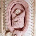 Couverture d'emmaillotage | Mousseline de qualité supérieure | Indice de chaleur 2,5 | Rose poudré – Image 2