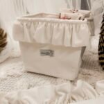 Matelas à langer Velvet Glam avec sous-couche imperméable amovible | Crème – Image 3