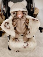 Couverture en forme de coque de voiture | Mousseline Minky de qualité supérieure | Pingouin Vol vers la Lune – Image 4